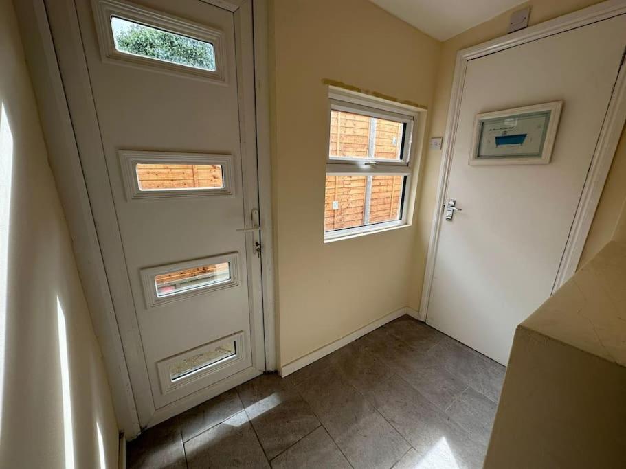 Big 3 Bedroom London House With 2 Bathroom Plumstead  Exterior foto