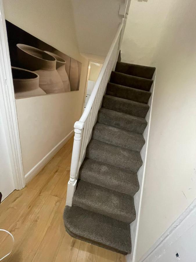 Big 3 Bedroom London House With 2 Bathroom Plumstead  Exterior foto