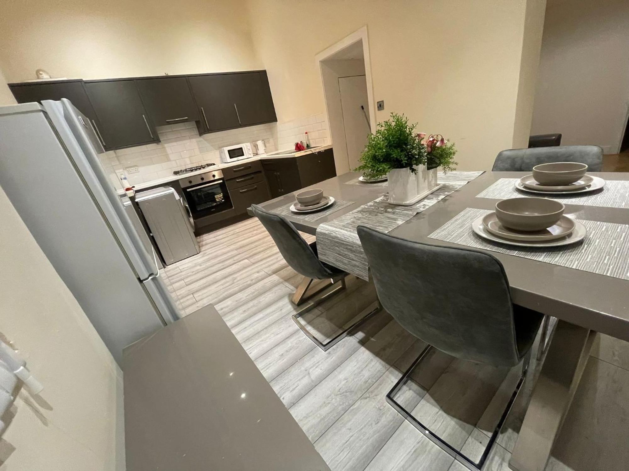 Big 3 Bedroom London House With 2 Bathroom Plumstead  Exterior foto